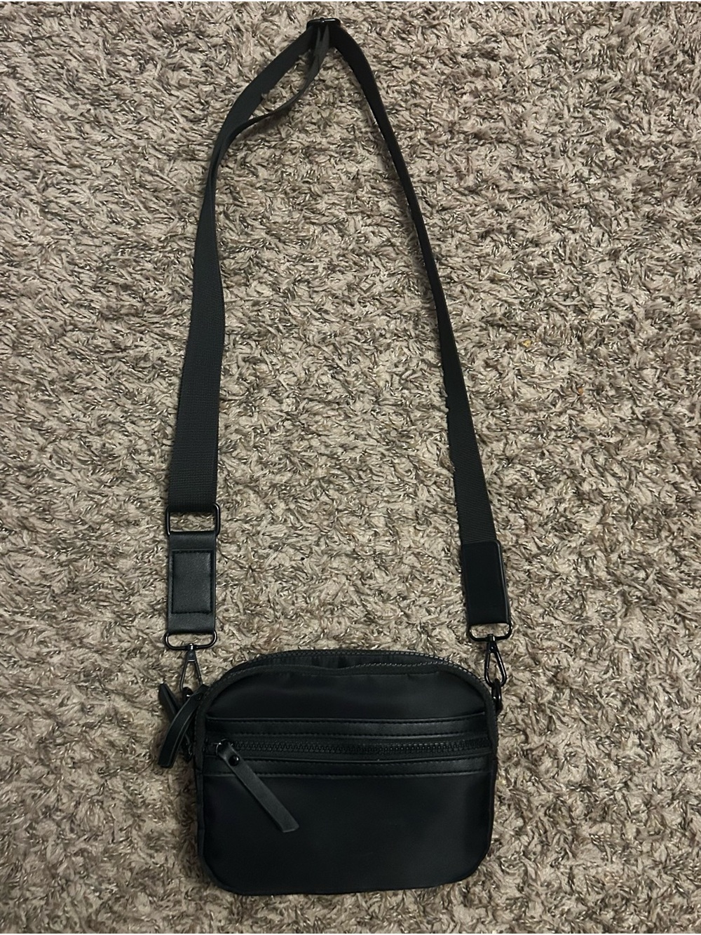 Black Crossbody camera bag!